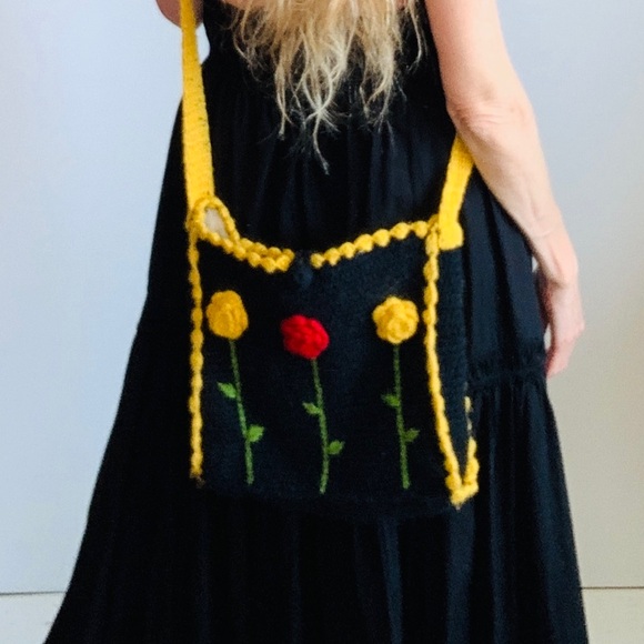 Super Beautiful 100% Wool Flower Embroidered Tote💐🌺🌷🌻 - Picture 1 of 10